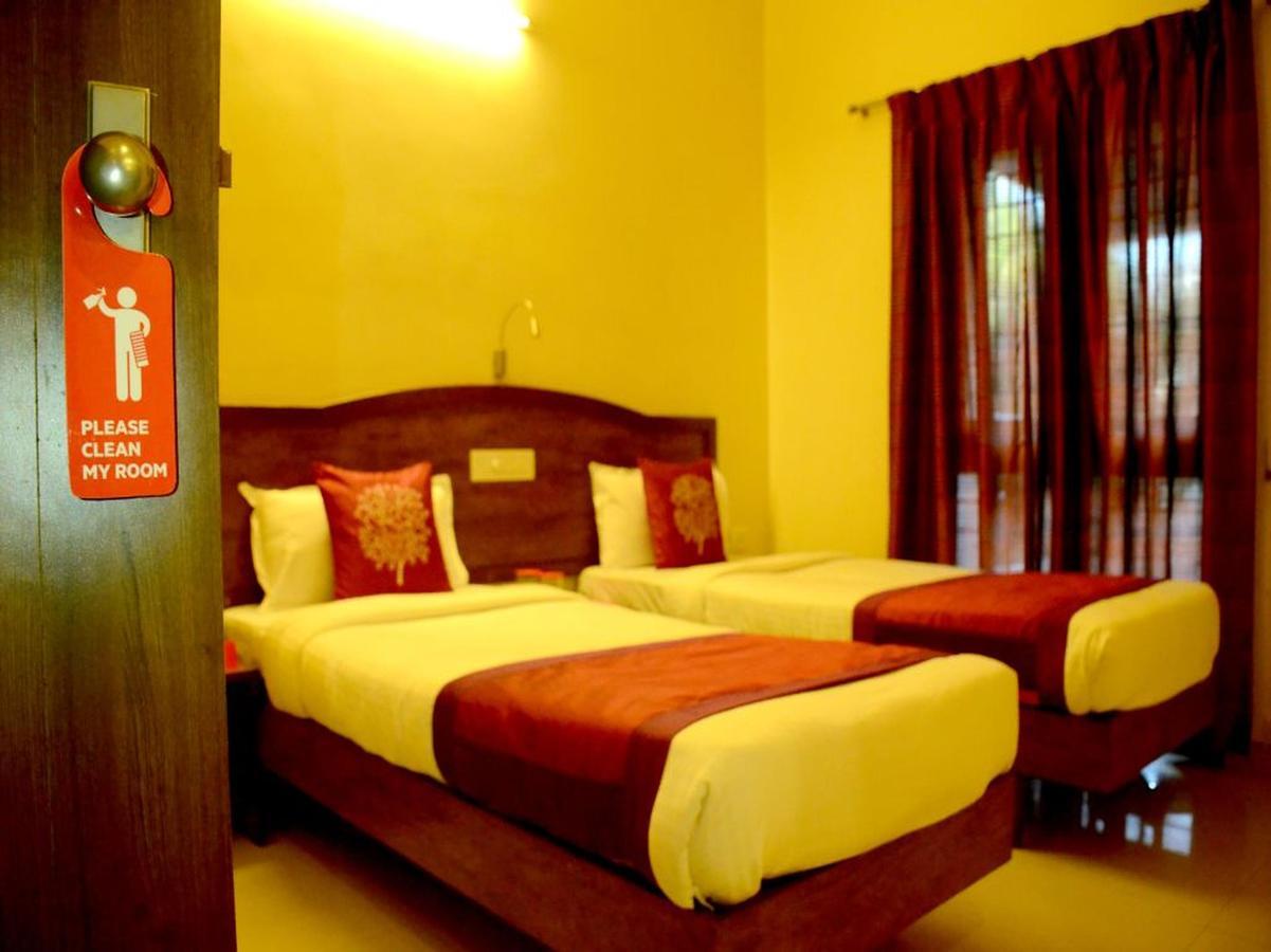 Hotel Ashiyana Pune Eksteriør billede